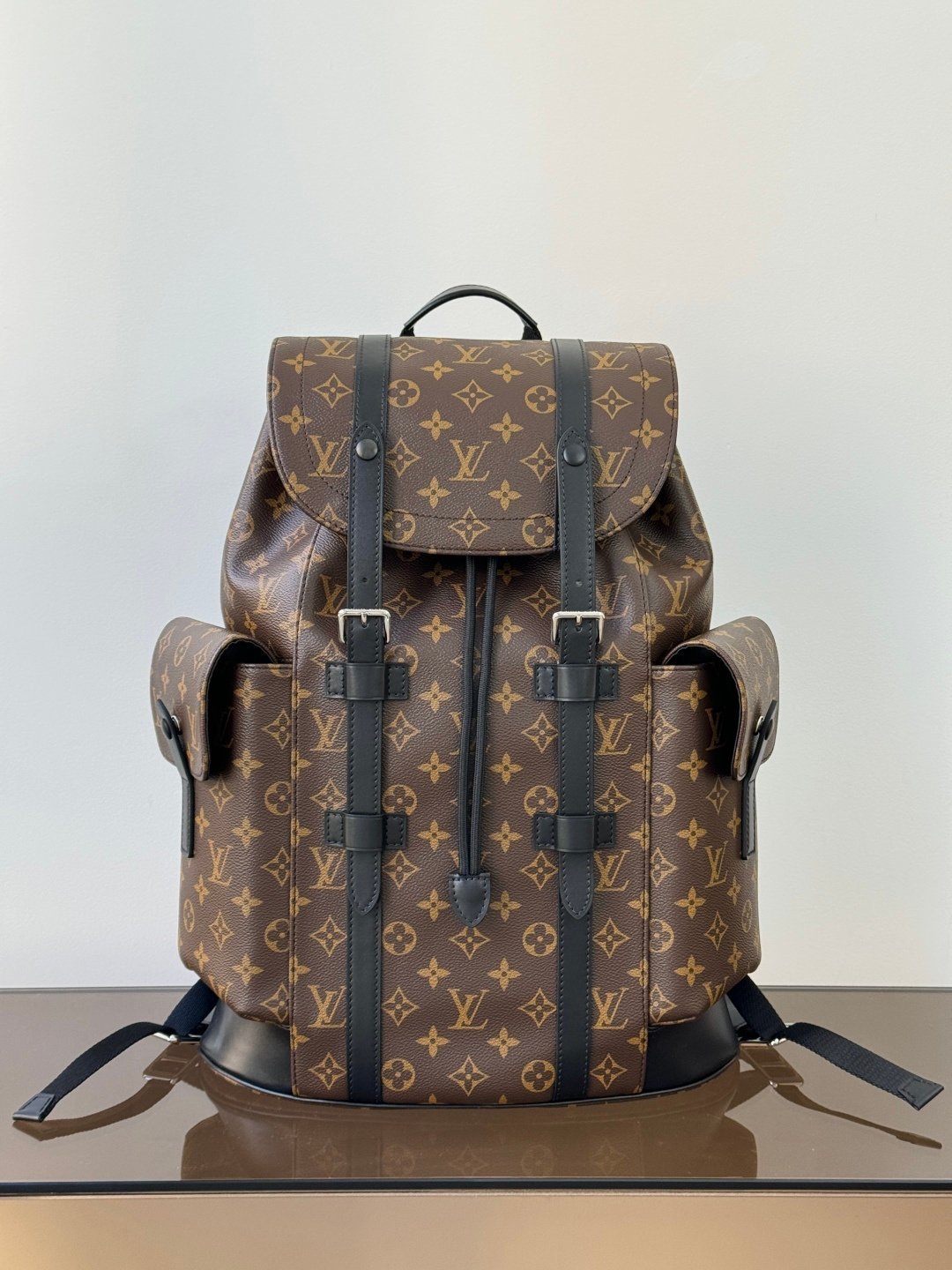 Christopher Medium Backpack M43735