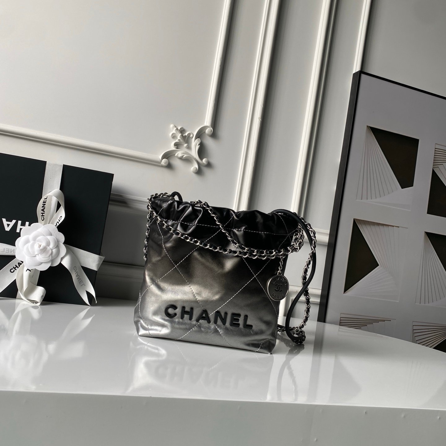 Chanel Gradient  24  AS3980  Chanel Mini 22 Bag