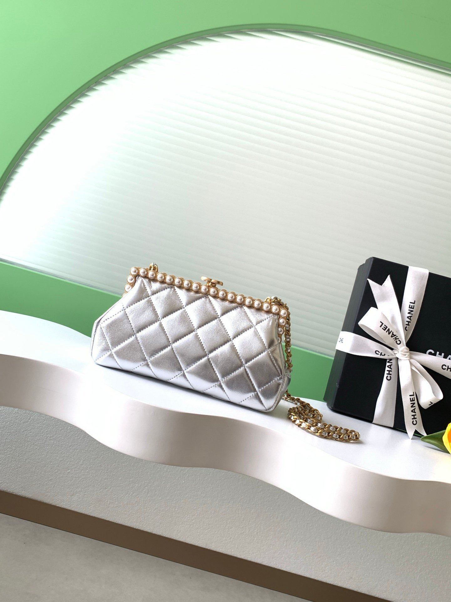 26C Pearl Evening Bag AS5912