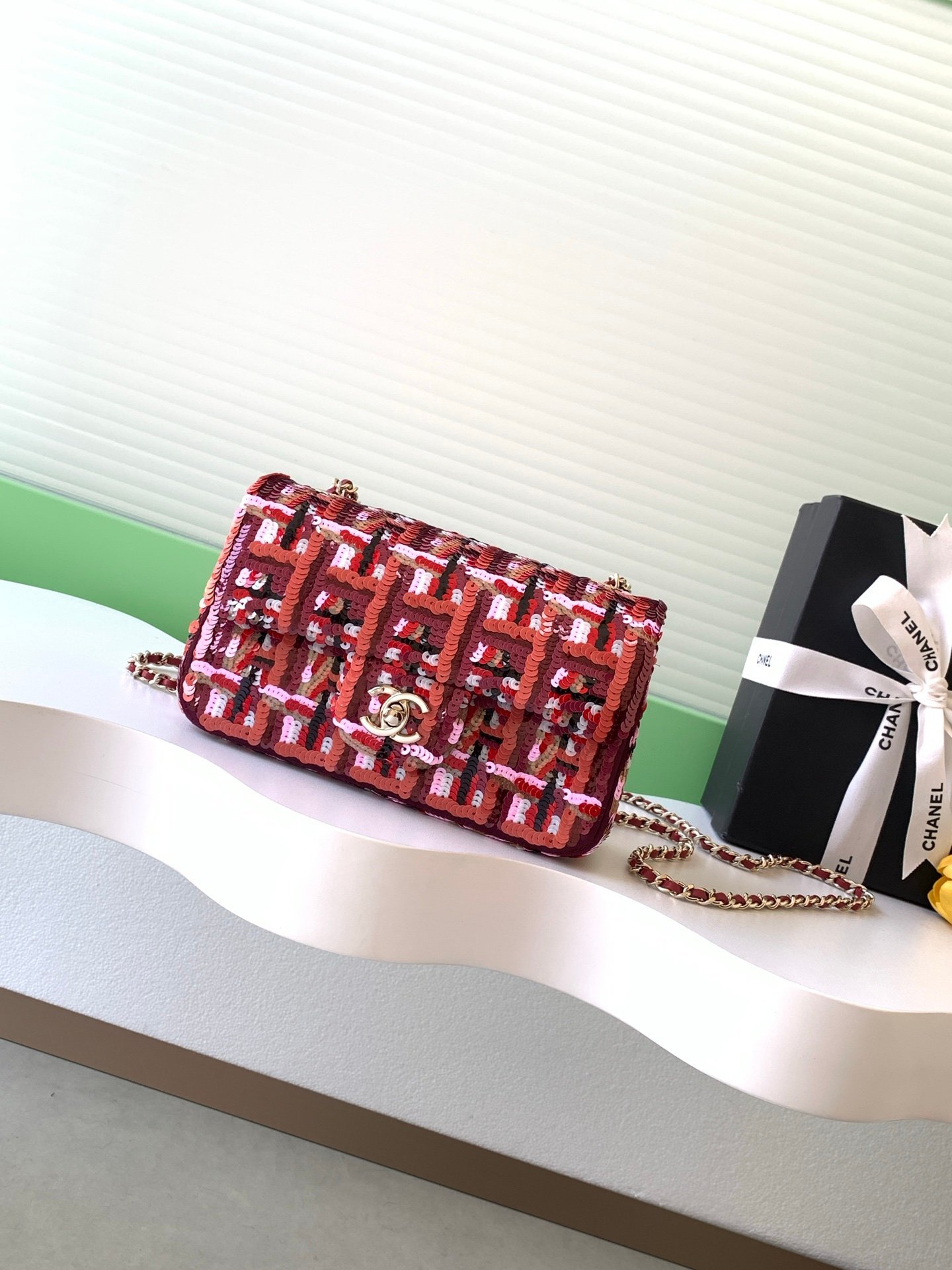 26C Classic Flap (CF) Sequin Bag